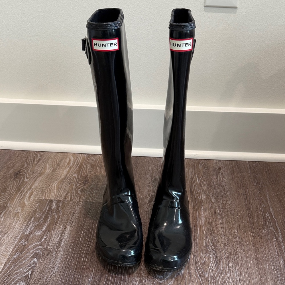 Hunter Glossy Black Rain Boots